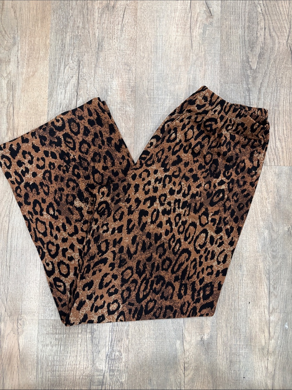 Chico's Leopard Print Wide-Leg Pull-On Pants - Brown & Black - Picture 5 of 5